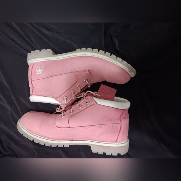 Woman's Timberland Nellie Chukka Waterproof Boots - Picture 4 of 8